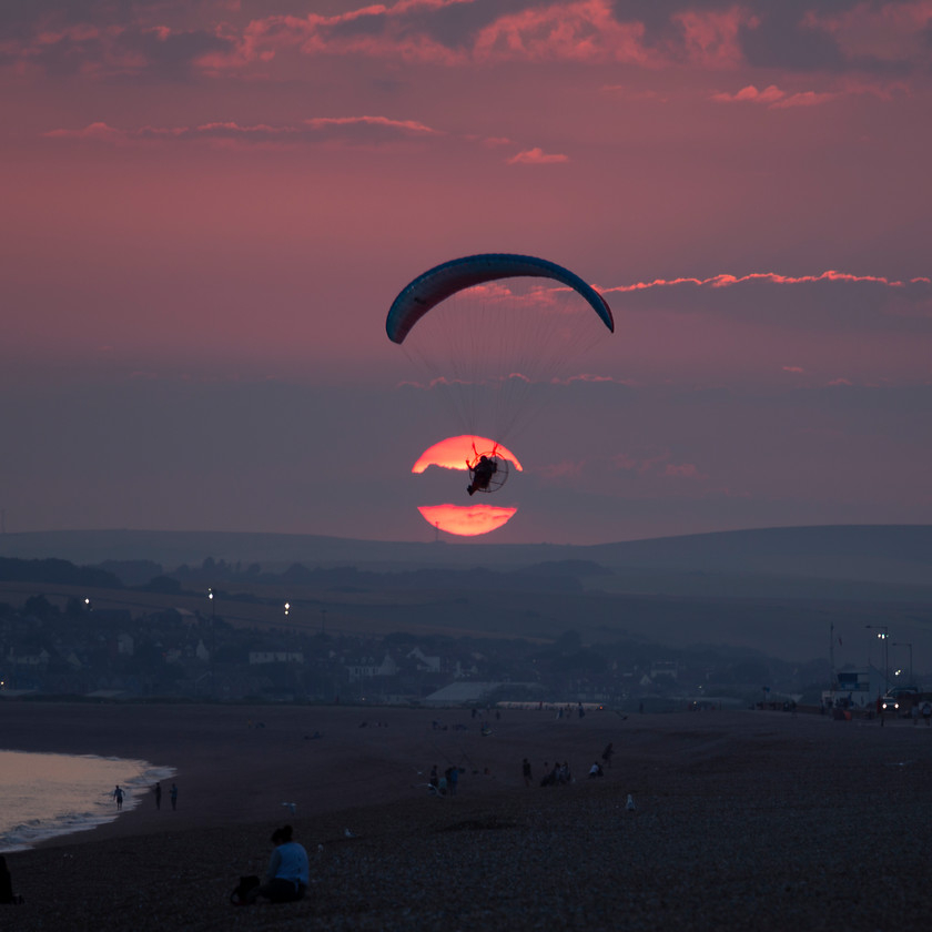 Seaford 
 Keywords: Beach, Seaford, paraglider, sunset